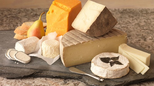 اگر هر روز پنیر بخوریم چه اتفاقی در بدنمان می‌افتد؟