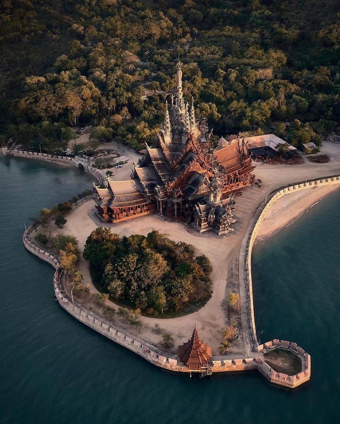 تصاویری از زیباترین معابد تایلند