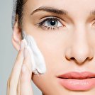 ۲ اشتباه رایج خانم‌ها در مراقبت از پوست