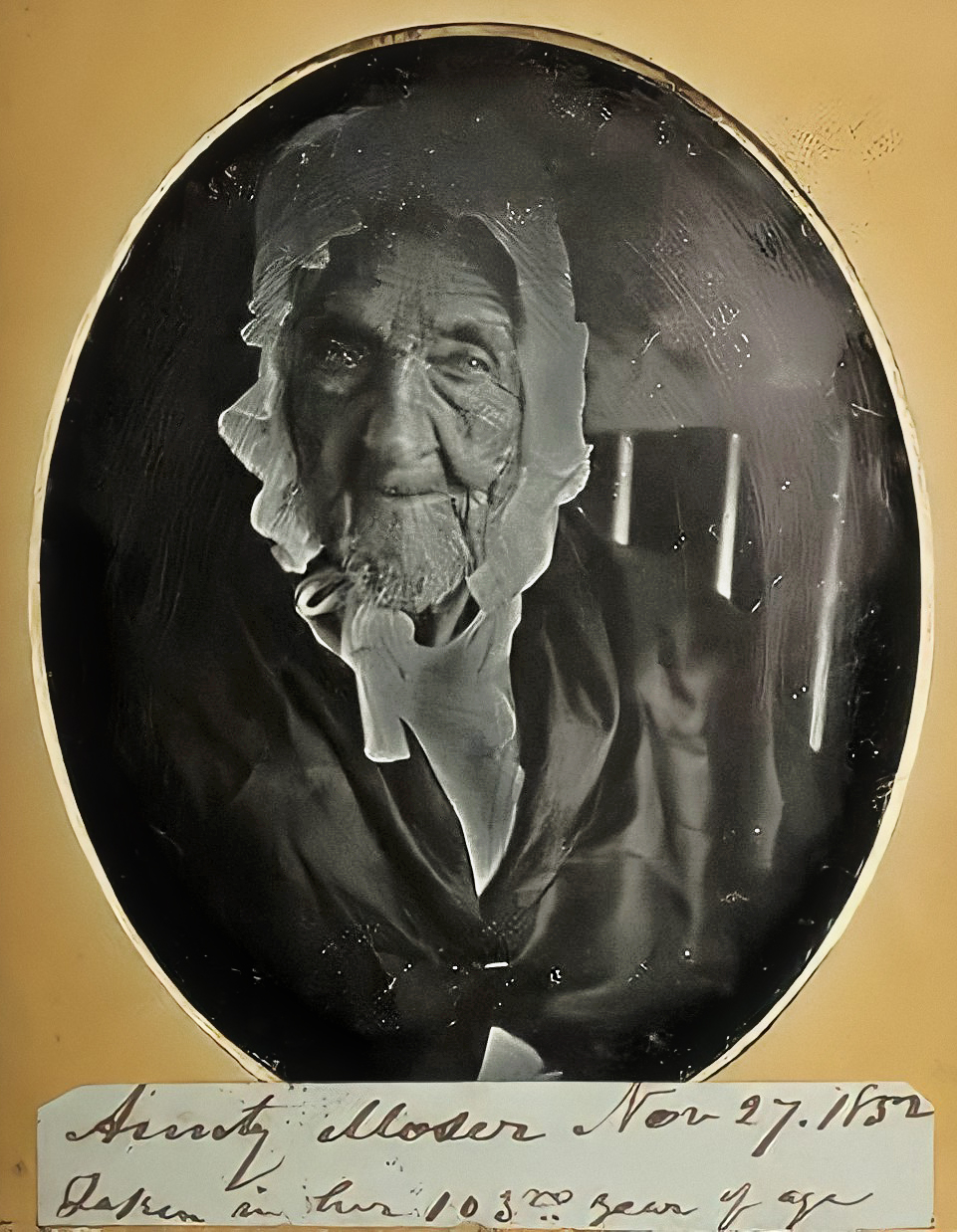 پرتره عمه موزر، از جهتی یک قدیمی‌ترین عکس‌های دنیاست – عکس‌هایی از آدم‌های قرن هجدهمی!