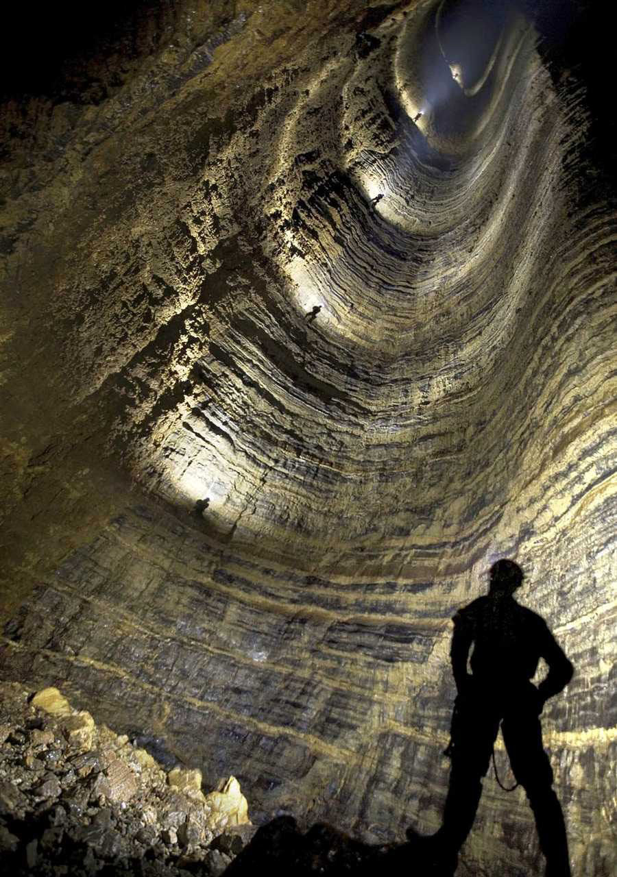 غاری که قاتل از آب درآمد | اورست غارهای جهان در ایران را ببینید