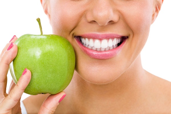 خوراکی‌های مفیدی که به دندان آسیب می‌زنند