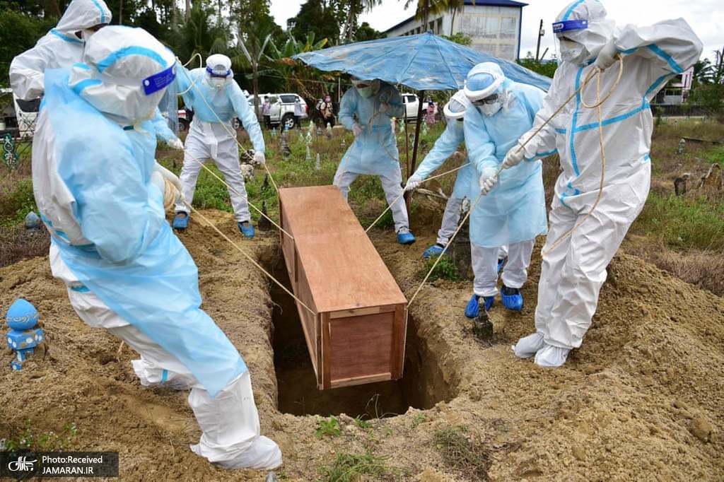 خاکسپاری یک فرد مبتلا به کرونا در تایلند