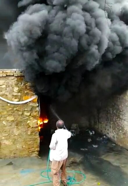 سوختن منزل مسکونی بر اثر صاعقه در مارگون