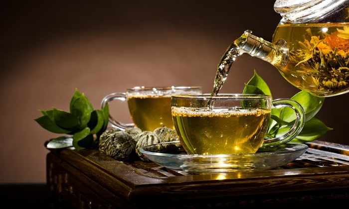 مردان بالای ۵۰ سال، چای سبز بنوشند