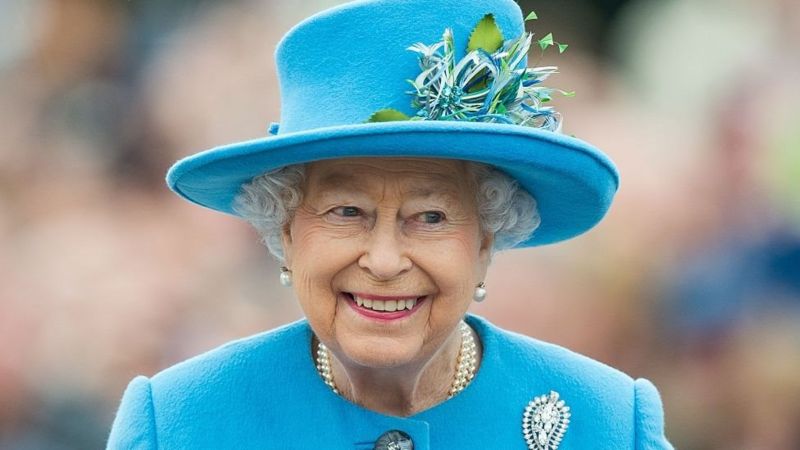 پول ملکه بریتانیا از کجا می‌آید؟