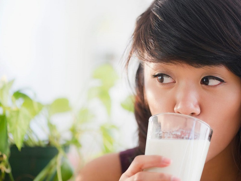 کاهش خطر ابتلا به بیماری های قلبی با مصرف منظم شیر