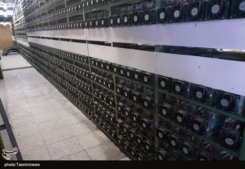 کشف ۲۶۰۰ دستگاه استخراج رمز ارز در البرز+عکس