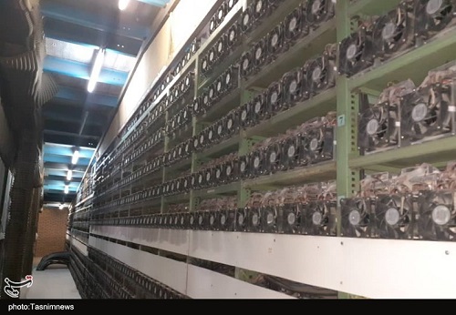 کشف ۲۶۰۰ دستگاه استخراج رمز ارز در البرز+عکس