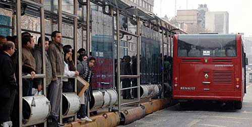 سرقت پیچ و مهره و تابلو در ایستگاه‌های BRT