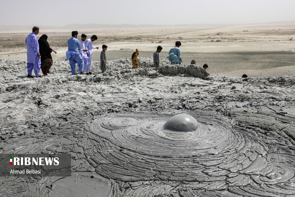پدیده ایی شگفت انگیز در سیستان و بلوچستان + عکس