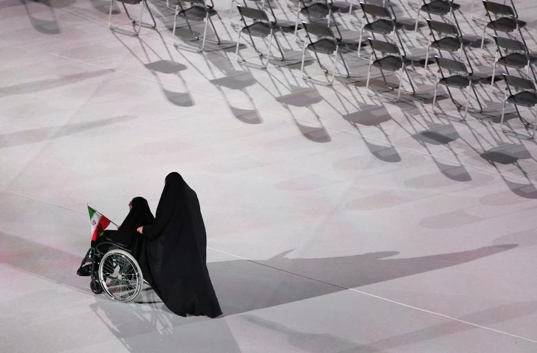 افتتاحیه پارالمپیک توکیو از رژه پرچم بی نماینده افغانستان تا اعتراض به برگزاری