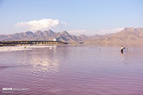 گردشگری کرونایی در دریاچه ارومیه