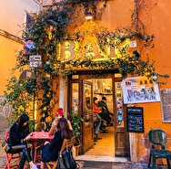 دنج‌ترین کافه‌های قدیمی و زیبای شهر رم