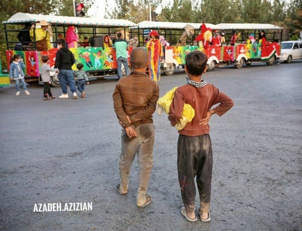 یک عکس پُر از حرف از جشنواره کودک در اصفهان