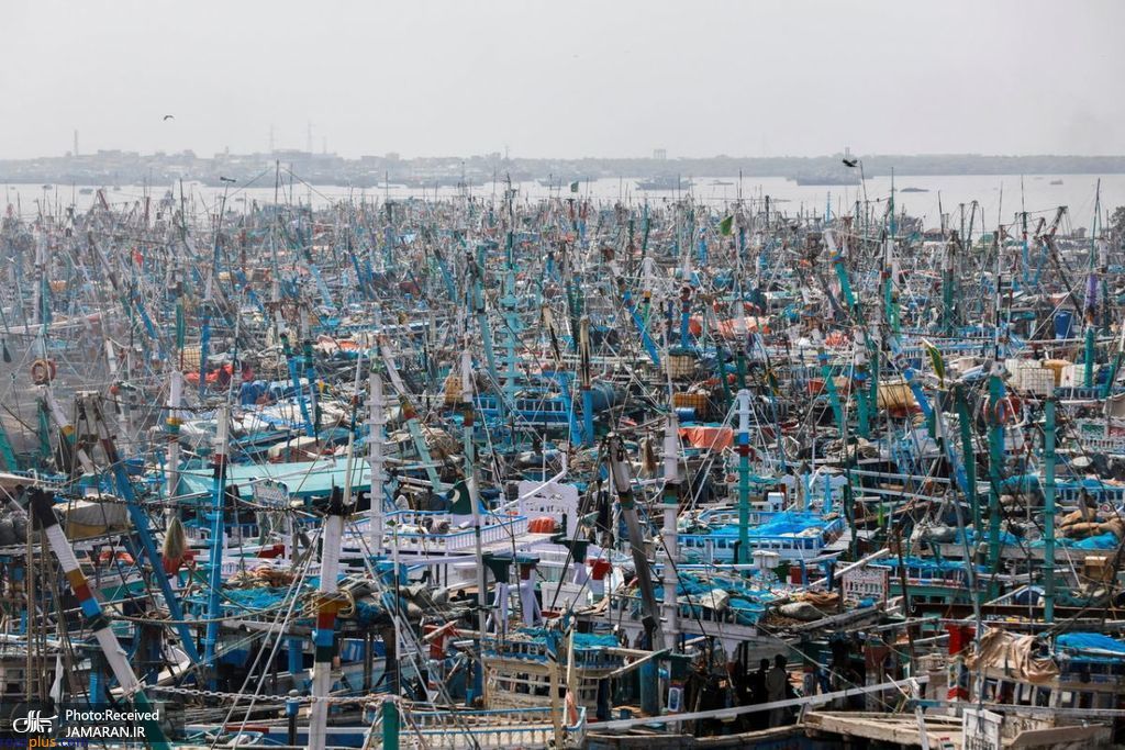 انبوه قایق های ماهیگیری در بندر کراچی پاکستان+عکس