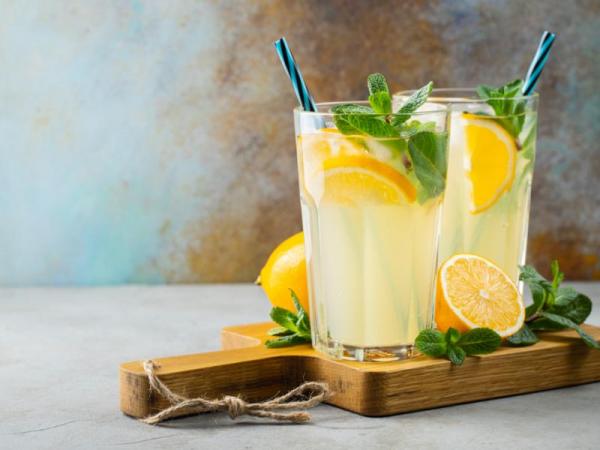 آشنایی با ۲۶ مورد از خواص لیمو شیرین برای سلامت بدن