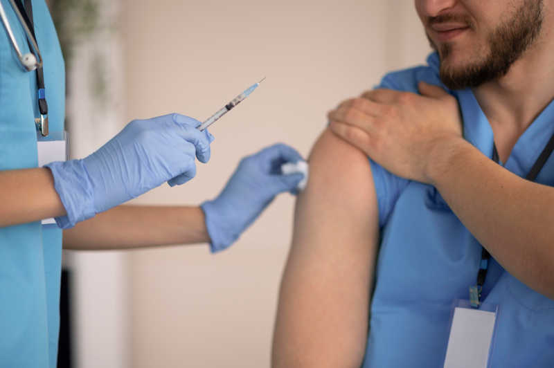 چرا زدن دوز سوم واکسن کرونا مهم است‌‌‌‌؟