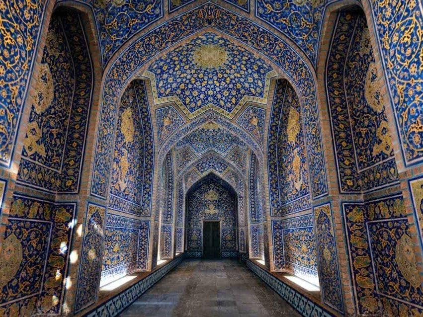 راهروی زیبای «مسجد شیخ ‌لطف‌الله» اصفهان