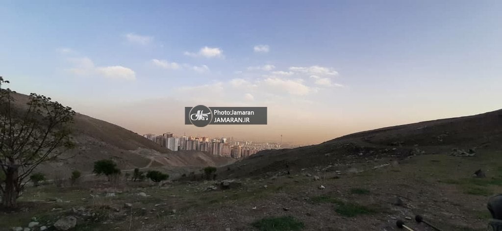 تصاویر هولناک از گرد و غبار در آسمان تهران