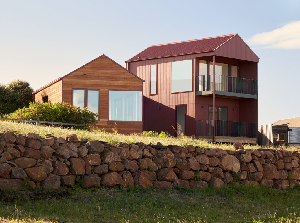 طراحی داخلی خانه با الهام از کلبه های استرالیایی