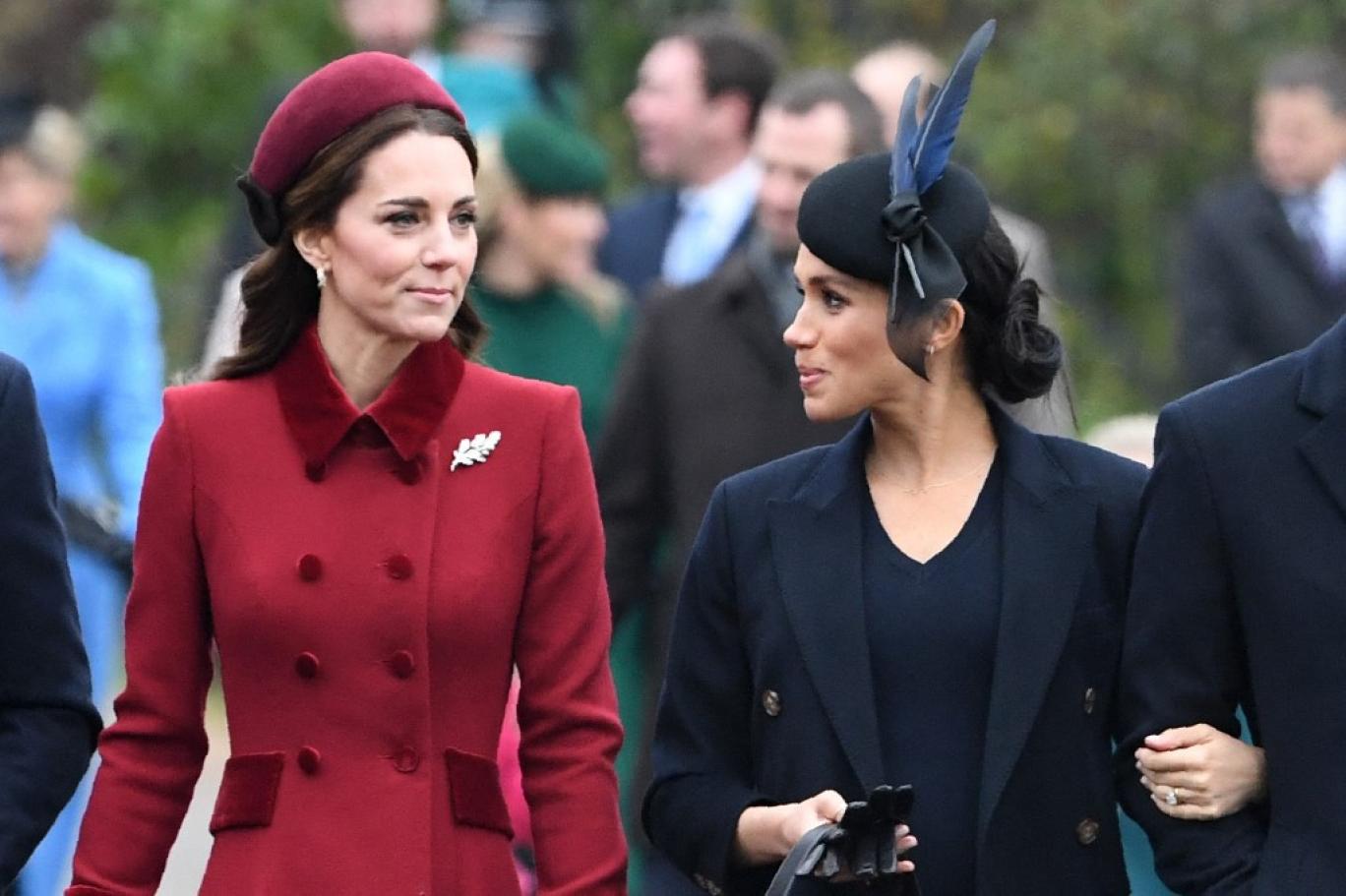 زنان خانواده سلطنتی چگونه از لباس برای ارسال پیام استفاده می‌کنند؟
