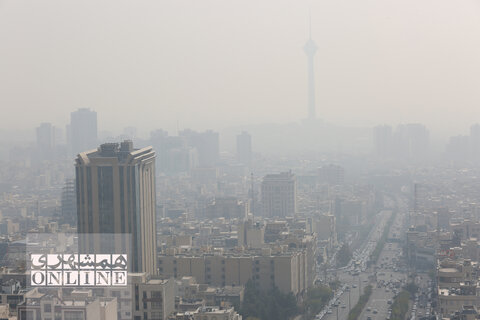تصاویری که اوج آلودگی تهران را نشان می‌دهد(همشهری آنلاین)
