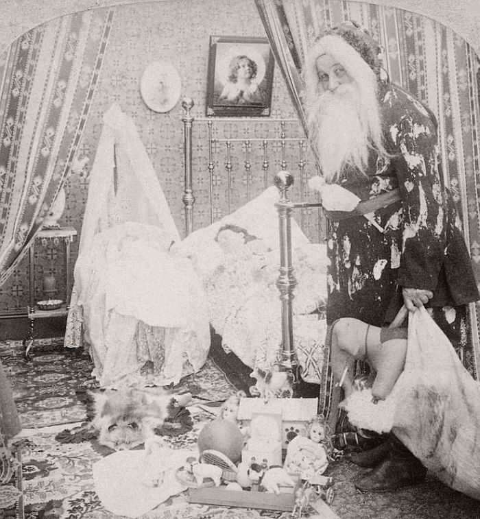 بابانوئل‌های قرن نوزدهمی با شکل کنونی آنها که به صورت پیرمرد چاق سرخ‌پوش دوست‌داشتنی است، تفاوت داشتند!