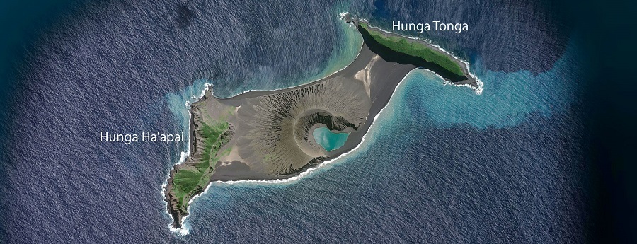 شکل غیرمنتظره حیات روی جزیره‌ای که ۷سال قبل به وجود آمد