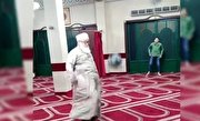 جنجال فوتبال بازی کردن یک امام جماعت در مسجد!