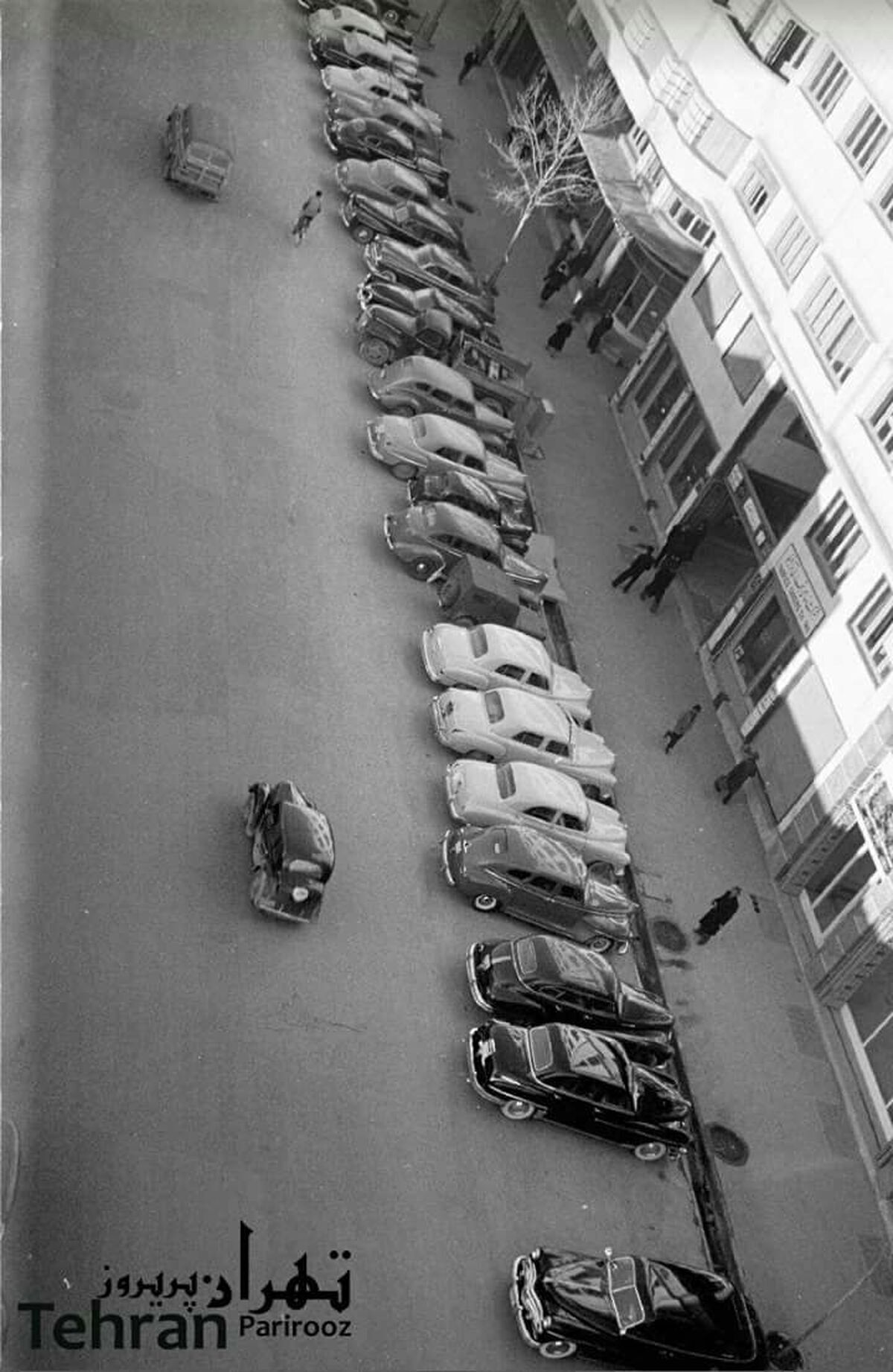 تصویری از خیابان سعدی تهران ۶۳سال پیش