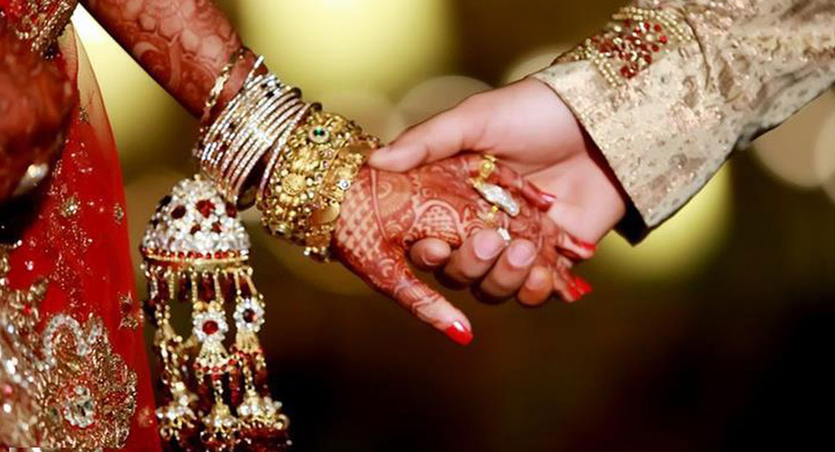 قطعی برق عامل ازدواج اشتباه دو خواهر هندی شد
