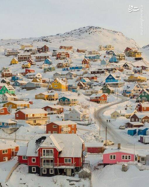 خانه‌ها در محاصره برف