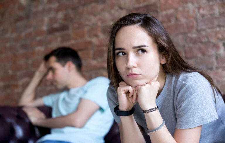 ۵ دلیل احساس تنهایی بعد از ازدواج و راه‌های مقابله با آن