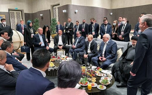 درباره عکس جنجالی رئیسی با اردوغان و پوتین
