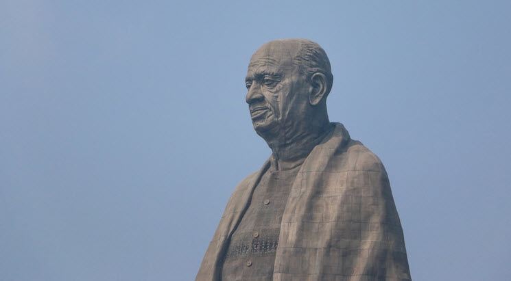 بلندترین مجسمه جهان ۱۸۲ متر ارتفاع دارد و ادای احترامی است به مردی که هند را متحد کرد