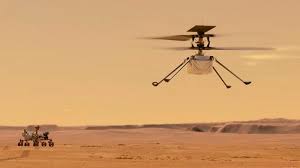 هلی‌کوپتر خاص ناسا بر فراز دریاچه‌ای در مریخ