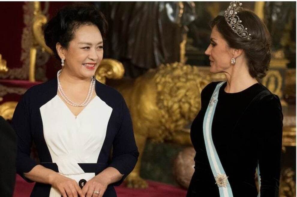 همسر رئیس جمهور چین کیست؟