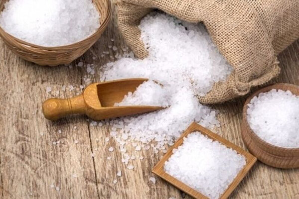۶ راهکار ساده برای کاهش مصرف نمک