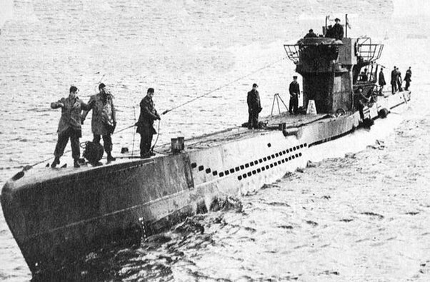 یکی از بزرگ‌ترین بدشانسی‌های جنگ جهانی: غرق شدن زیردریایی پیشرفته آلمانی -U-1206- به خاطر مشکل سرویس بهداشتی (یک پزشک)