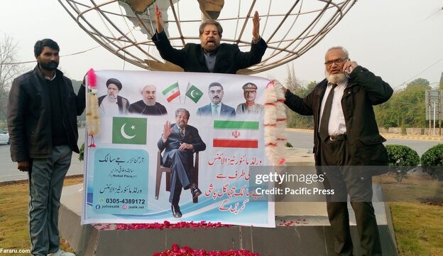 گل‌ریزان به مناسبت پایان تنش میان پاکستان و ایران!