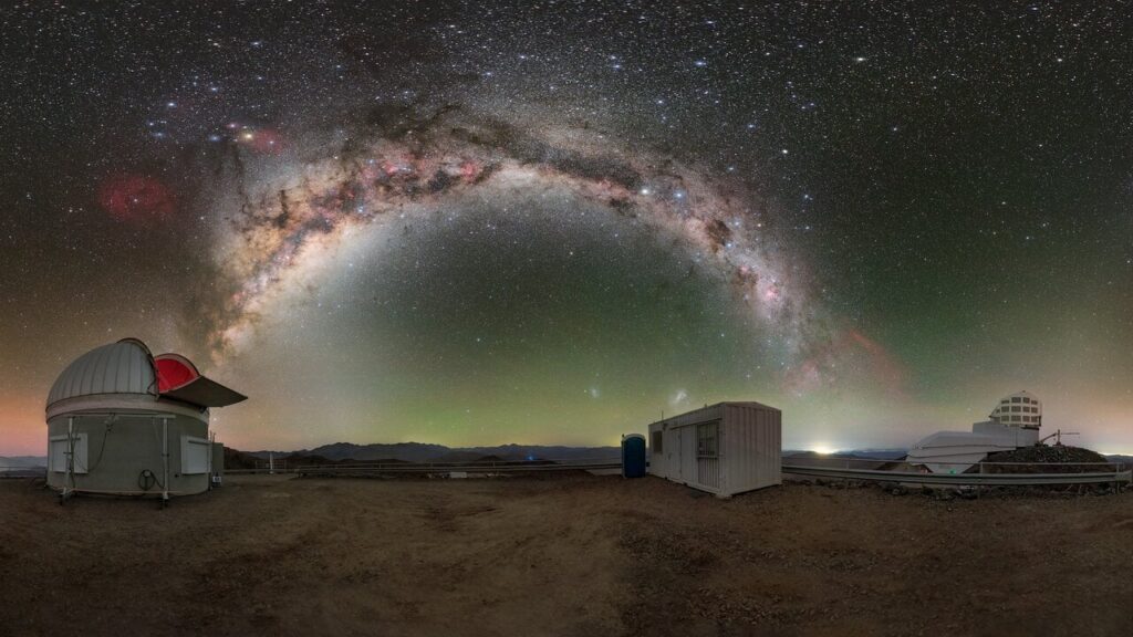 تصویر ۳۶۰ زیبا و شگفت‌انگیز از رصدخانه‌ای که بزرگترین دوربین جهان در آن قرار خواهد گرفت (یک پزشک)