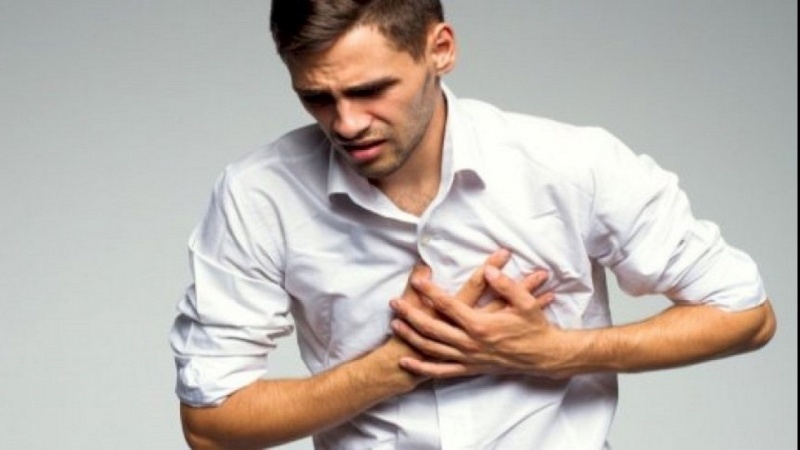 چه زمانی باید نگران درد در قفسه سینه باشیم؟ (خبرفوری)