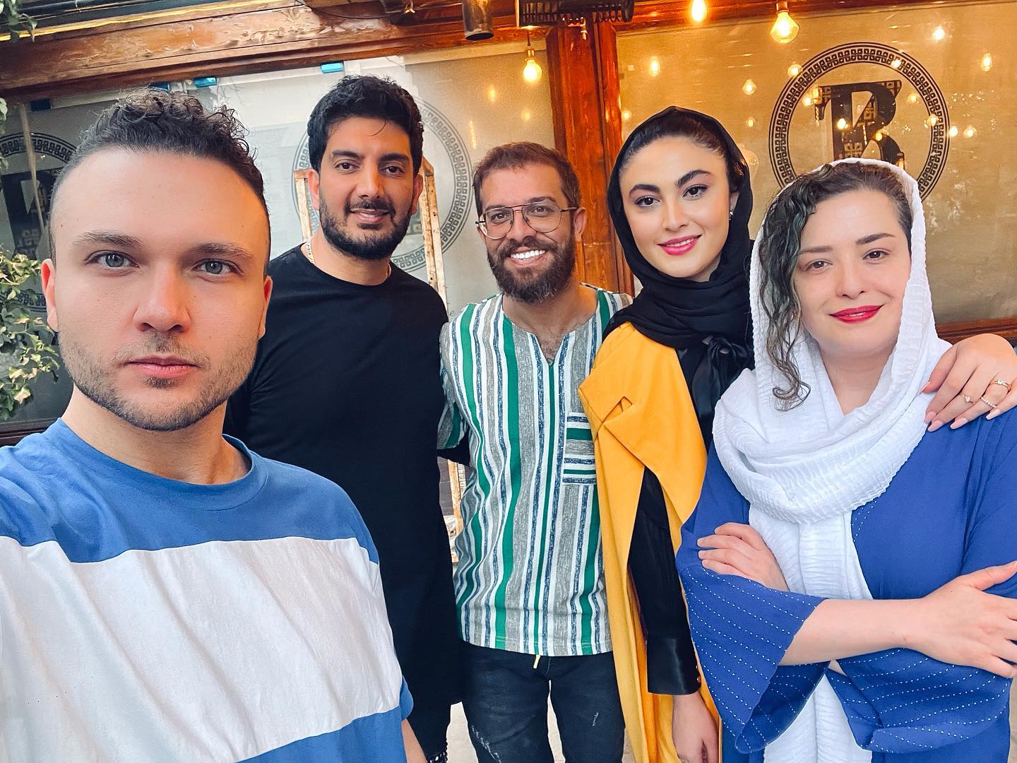 چهره‌های مشهور ایرانی در یک دورهمی دوستانه