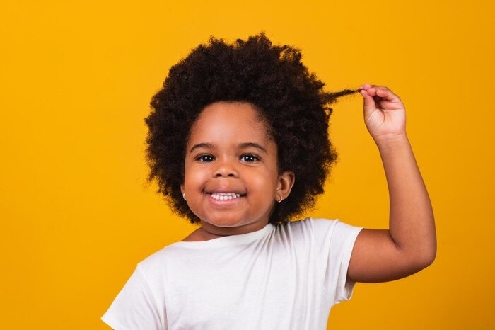 اصول مراقبت از مدل مو‌های فرفری بچه‌ها (نمناک)