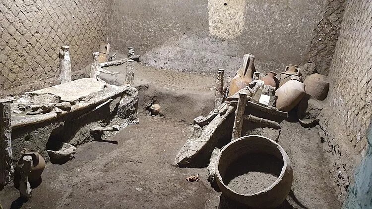 عکسی کشف شگفت‌انگیز در اتاق خواب ۲ هزار ساله بردگان