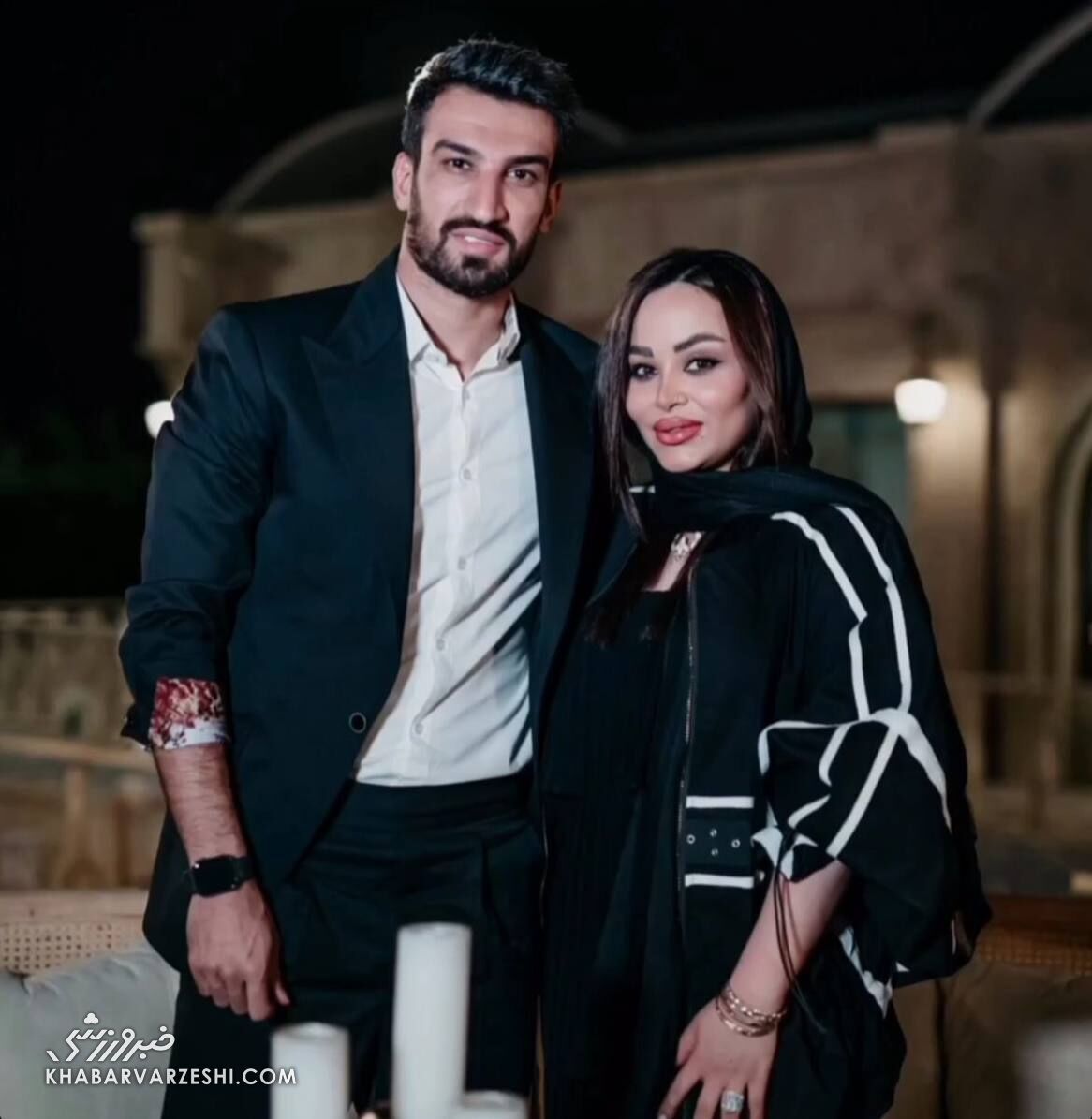 حسین ماهینی و همسرش در مراسم تولد خواننده معروف