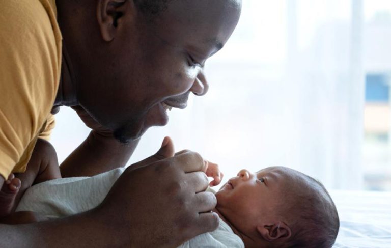 نکاتی که باید درباره‌ی نگهداری از نوزاد در ۳۰ روز اول بدانید (دیجی کالا مگ)
