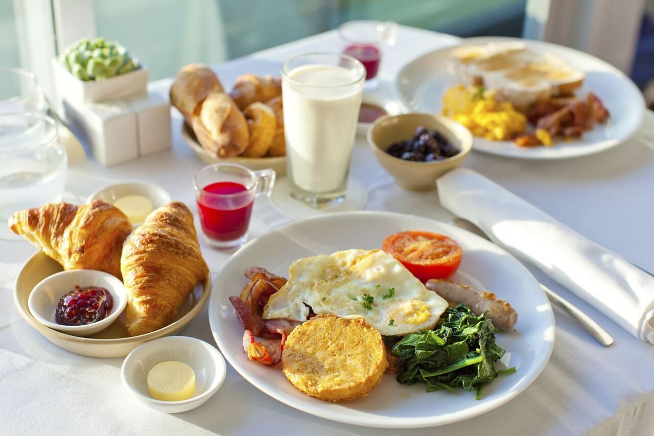 آیا نخوردن صبحانه باعث چاقی می‌شود؟ (نمناک)