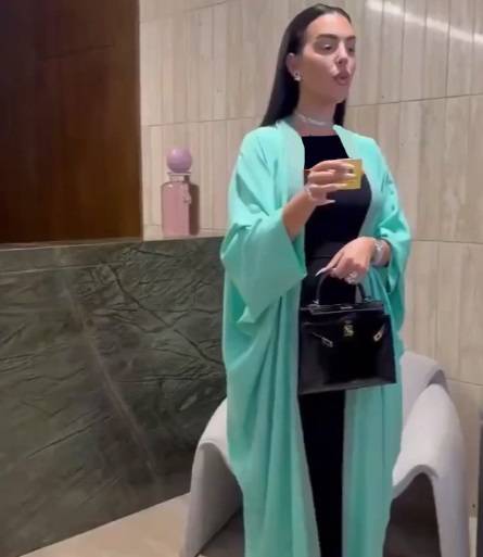 جورجینا روز ملی عربستان را با این لباس جشن گرفت